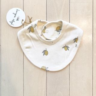 プチバトー(PETIT BATEAU)の新品✦Konges Sloejd オーガニックスタイ レモン柄①(ベビースタイ/よだれかけ)