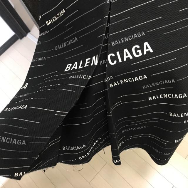 Balenciaga(バレンシアガ)のバレンシアガ2019ロゴスカート最終値下げ レディースのスカート(ひざ丈スカート)の商品写真