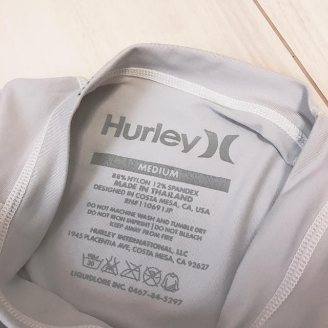 Hurley(ハーレー)のHurley ラッシュガード men's スポーツ/アウトドアのスポーツ/アウトドア その他(サーフィン)の商品写真