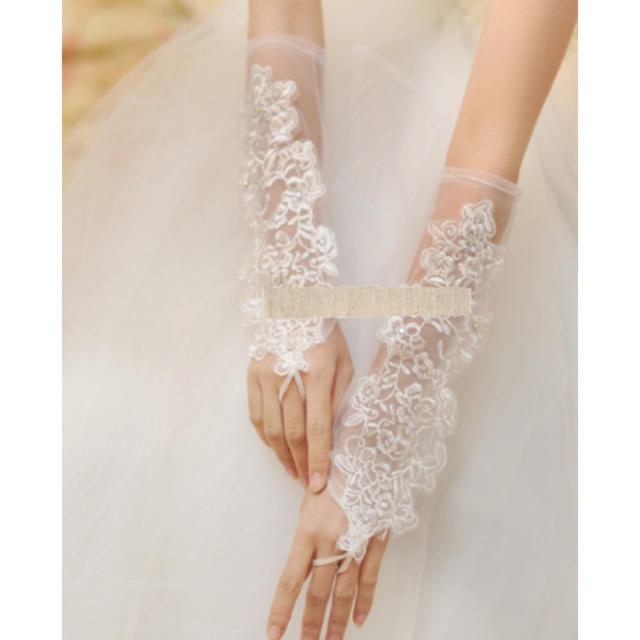 ウエディンググローブ フィンガーレス 新品 レディースのフォーマル/ドレス(ウェディングドレス)の商品写真
