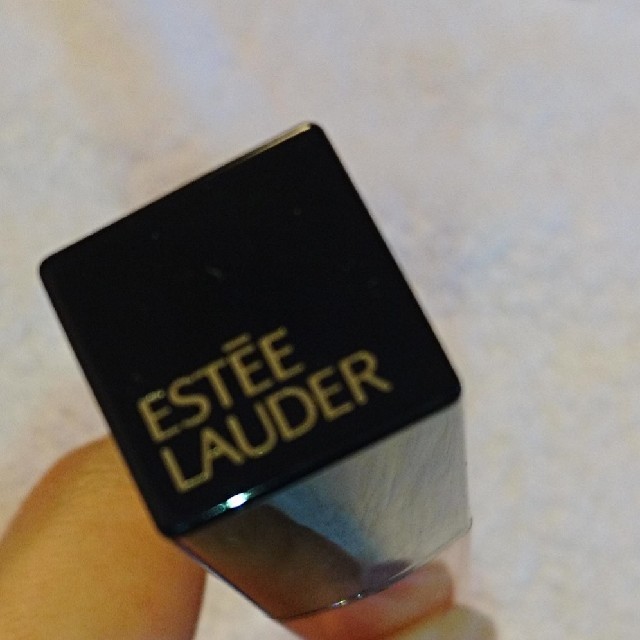 Estee Lauder(エスティローダー)のエスティローダー ピュア カラー エンヴィ グロス #05 シェル ゲーム コスメ/美容のベースメイク/化粧品(リップグロス)の商品写真