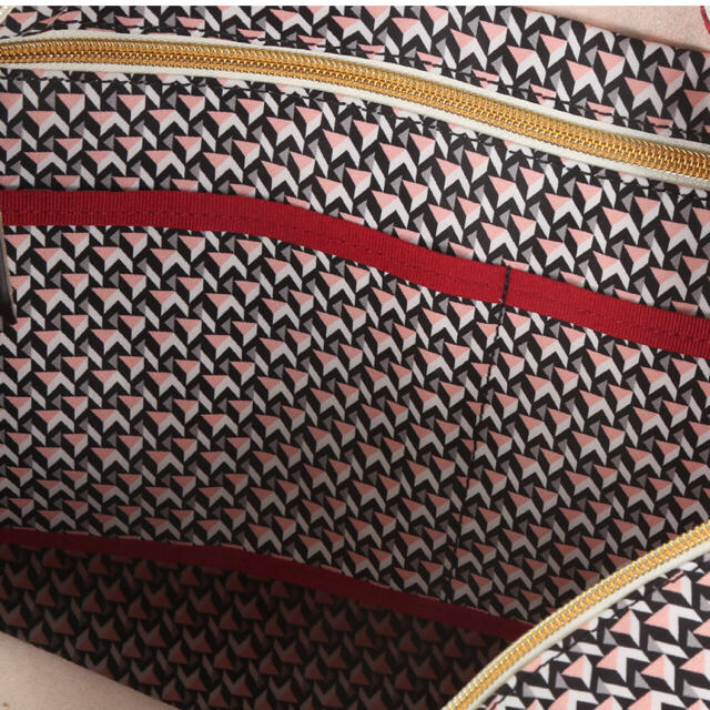 Demi-Luxe BEAMS(デミルクスビームス)の★【タグ付き新品】ロベルタピエリ●トートバッグL レディースのバッグ(トートバッグ)の商品写真