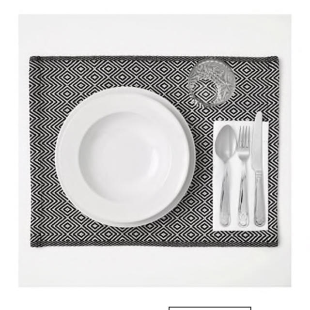 IKEA(イケア)のIKEA ランチョンマット4枚セット インテリア/住まい/日用品のキッチン/食器(テーブル用品)の商品写真