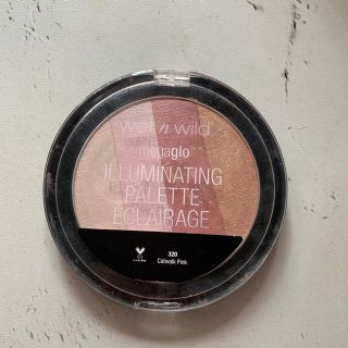 セフォラ(Sephora)のWet N Wild Illuminating Palette(フェイスカラー)