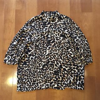 ザラ(ZARA)のZARA ブラウス レオパード(シャツ/ブラウス(半袖/袖なし))