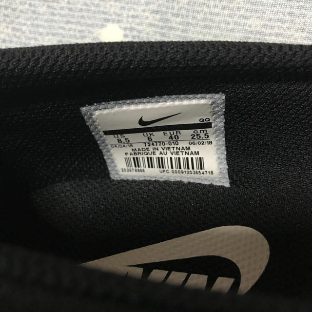 NIKE(ナイキ)のクオン様 専用 NIKE スリッポン 25.5cm 新品未使用 レディースの靴/シューズ(スニーカー)の商品写真