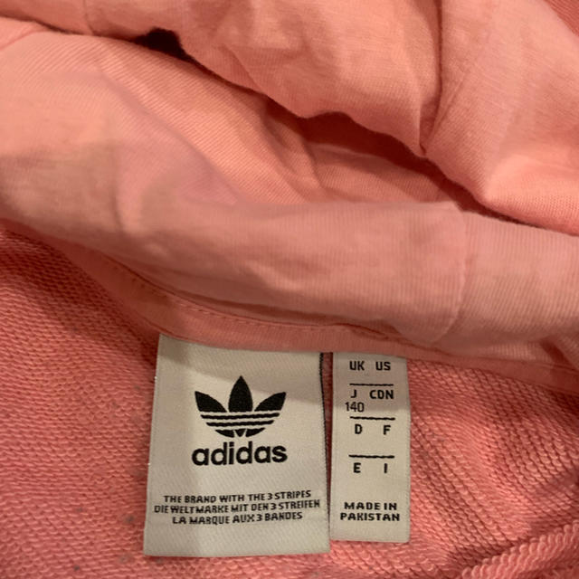 adidas(アディダス)の★アディダスパーカー★ キッズ/ベビー/マタニティのキッズ服女の子用(90cm~)(ジャケット/上着)の商品写真