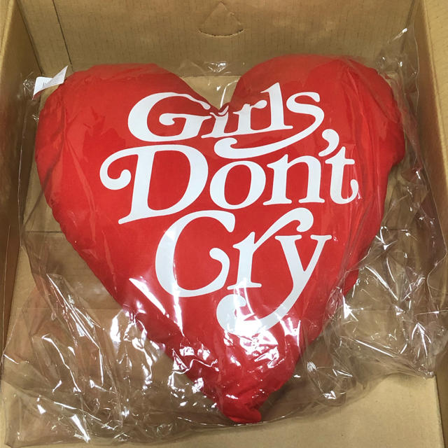 贈り物 Girls Don't Cry クッション - クッション - hlt.no