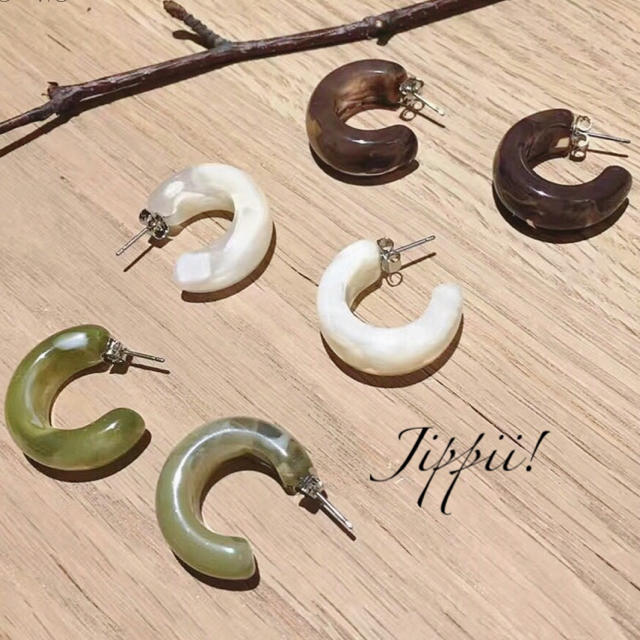 TODAYFUL(トゥデイフル)のキャンディマーブルフープピアス♡Brown レディースのアクセサリー(ピアス)の商品写真