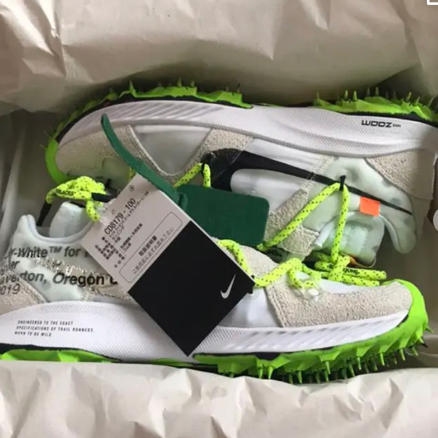 OFF-WHITE(オフホワイト)のOFF-WHITE×Nike Air Zoom Terra Kiger ① メンズの靴/シューズ(スニーカー)の商品写真