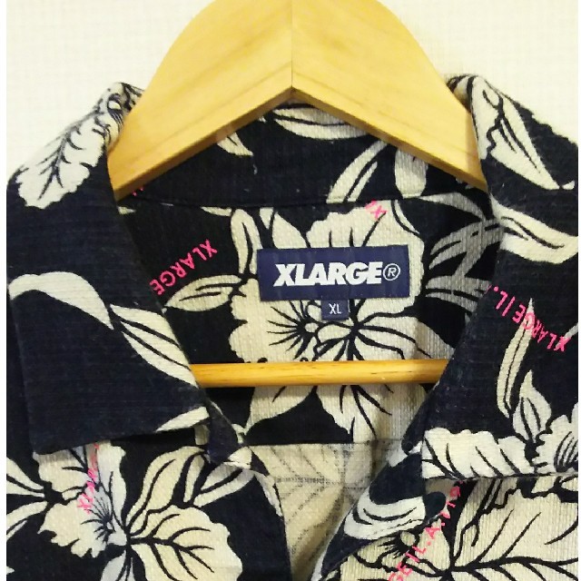 XLARGE(エクストララージ)のUSED古着★ＸLARGE アロハ風前開きシャツ エックスラージ XLサイズ レディースのトップス(シャツ/ブラウス(半袖/袖なし))の商品写真