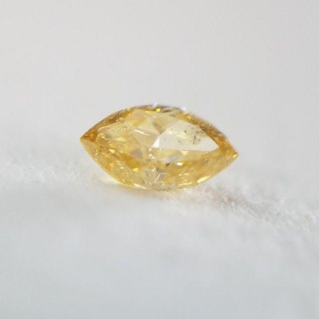 0.055ct 天然ピンク＋約0.07ct オレンジ 未ソーティングダイヤ