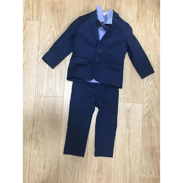 H&M 男児フォーマルスーツ ブルー 130 - キッズ服(男の子用) 100cm~ H&M 男児フォーマルスーツ ブルー 130 - キッズ服(男の子用) 100cm~