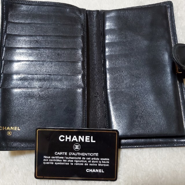 CHANEL(シャネル)のシャネル エナメル財布 がま口タイプ 中古品 レディースのファッション小物(財布)の商品写真