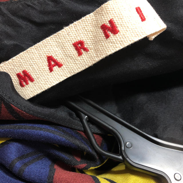 Marni(マルニ)の2015AW新品同様マル二ワンピース レディースのワンピース(ひざ丈ワンピース)の商品写真