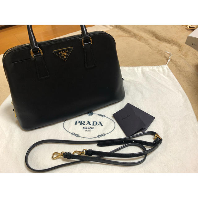 PRADA(プラダ)の値下げ！PRADA SAFFIANO バック レディースのバッグ(ショルダーバッグ)の商品写真