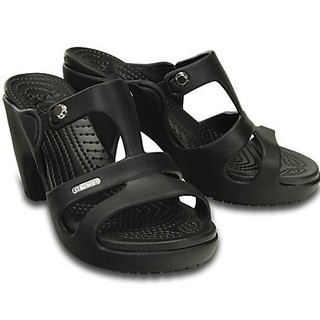 クロックス(crocs)の新品Women'sCyprusVHeel☆crocsクロックスサンダル☆W7☆(サンダル)