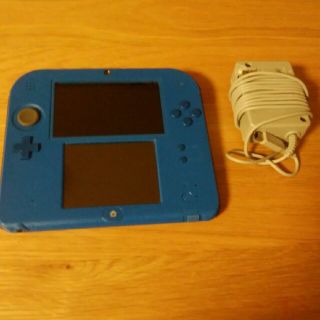 ニンテンドー2DS(ニンテンドー2DS)のニンテンドー２DS 　ソフトセット (携帯用ゲーム機本体)