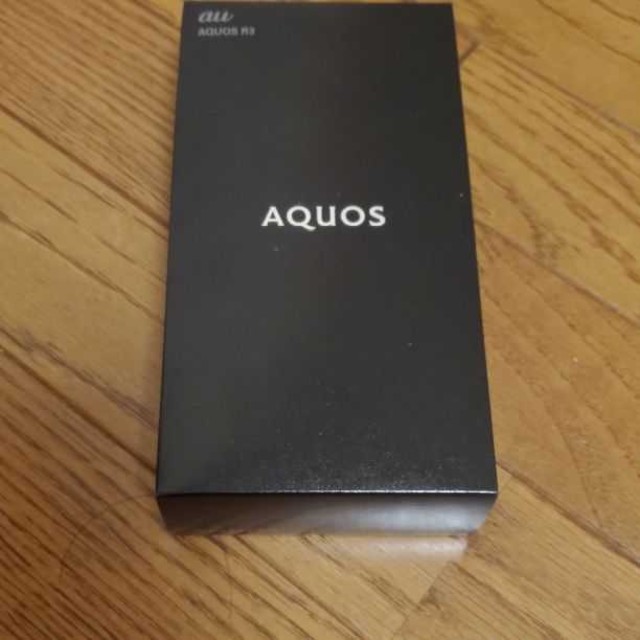 AQUOS　R3スマートフォン/携帯電話