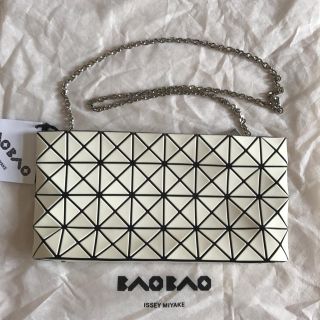 イッセイミヤケ(ISSEY MIYAKE)のBAOBAO チェーンショルダーバッグ クラッチバッグ ISSEY MIYAKE(ショルダーバッグ)