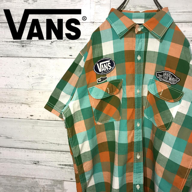 VANS(ヴァンズ)の【レア】バンズ VANS☆刺繍ワッペンロゴ ブロックチェック 半袖シャツ メンズのトップス(シャツ)の商品写真