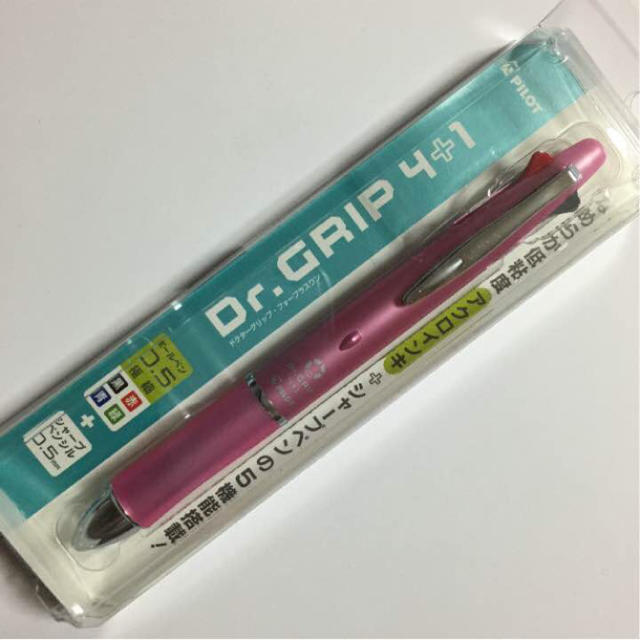 PILOT(パイロット)の新品♡Dr.GRIP 4+1 ドクターグリップ フォープラスワン インテリア/住まい/日用品の文房具(ペン/マーカー)の商品写真