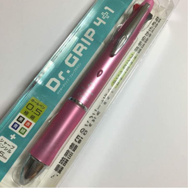 PILOT(パイロット)の新品♡Dr.GRIP 4+1 ドクターグリップ フォープラスワン インテリア/住まい/日用品の文房具(ペン/マーカー)の商品写真