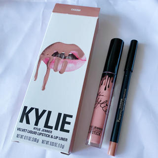 カイリーコスメティックス(Kylie Cosmetics)のKylie Cosmetics Velvet Lipstick Charm(リップグロス)