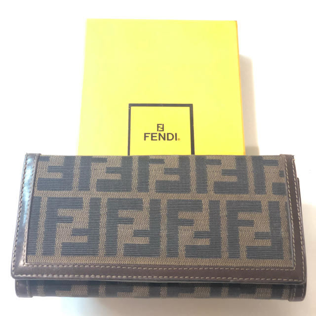 FENDI(フェンディ)のFENDI 長財布 レディースのファッション小物(財布)の商品写真