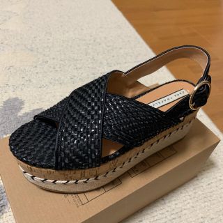 ザラ(ZARA)のZARA サンダル(サンダル)