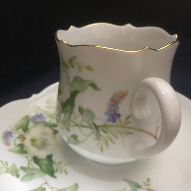 MEISSEN(マイセン)の★御専用【マイセン】自然主義様式の絵付け「昼顔／白」カップ＆ソーサー インテリア/住まい/日用品のキッチン/食器(食器)の商品写真