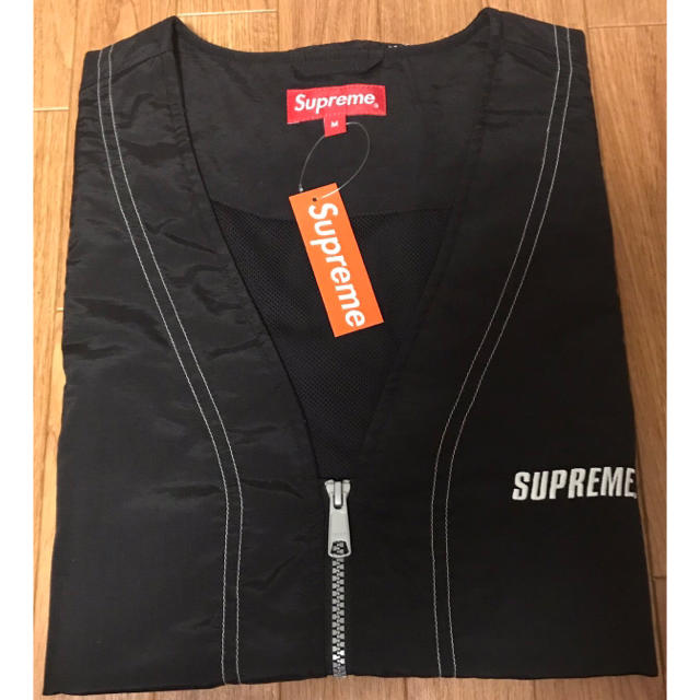 Supreme(シュプリーム)のsupreme Nylon Cargo Vest メンズのトップス(ベスト)の商品写真