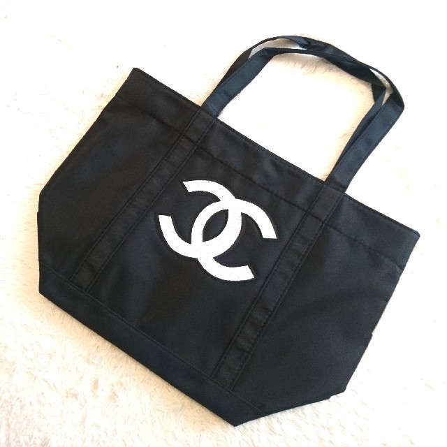 CHANEL - 【新品】正規品シャネルCHANELノベルティスパンコール付き ...