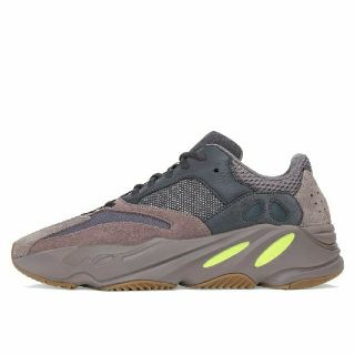 アディダス(adidas)のadidas yeezy boost 700 mauve(スニーカー)