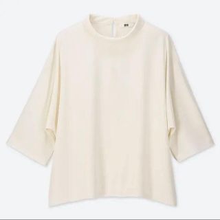 ユニクロ(UNIQLO)のUNIQLO ドレープブラウス 美品！(シャツ/ブラウス(長袖/七分))