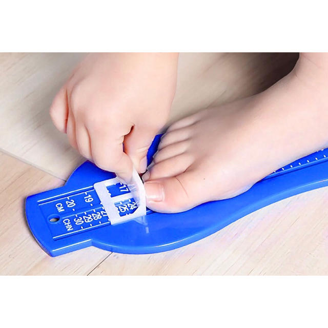 新色 幼児ベビーの足の測定器 フット測定器 靴選び 上履き選び フットメジャー キッズ/ベビー/マタニティのベビー靴/シューズ(~14cm)(スニーカー)の商品写真