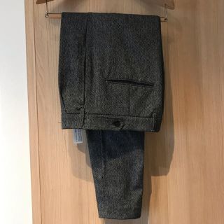 ザラ(ZARA)のZARA MAN ザラ スラックス  テーパード グレー【美品】(スラックス)