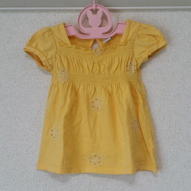 babyGAP(ベビーギャップ)のbabyGAP♡カットソー90 キッズ/ベビー/マタニティのキッズ服女の子用(90cm~)(Tシャツ/カットソー)の商品写真