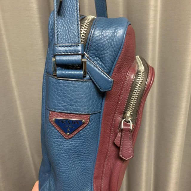 PRADA レザーショルダーバッグバッグ