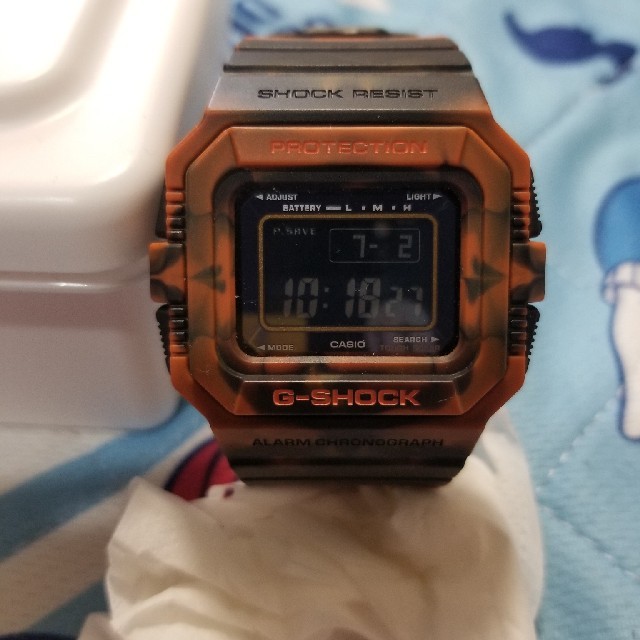 G-SHOCK(ジーショック)の【極美品】最大値下げ！！CASIO GーSHOCK G-5500JC

 メンズの時計(腕時計(デジタル))の商品写真