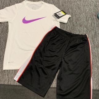 ナイキ(NIKE)のNIKE tシャツ ハーフパンツセット(Tシャツ/カットソー)