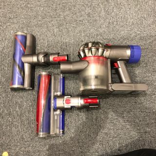 ダイソン(Dyson)のDyson V8 アタッチメント2種類 電源アダプター付き②(掃除機)