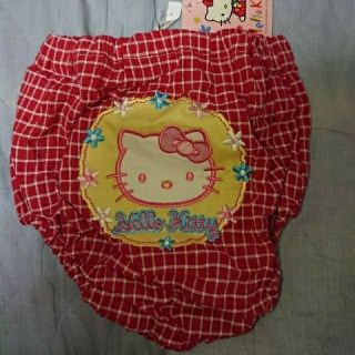 ハローキティ(ハローキティ)の🉐🌟送料込★新品😸Hello Kitty オーバーパンツ80～95(その他)