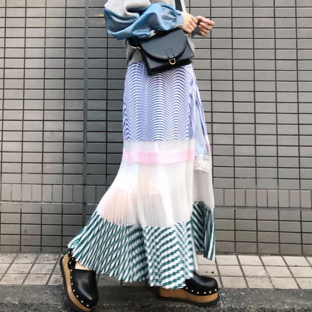 sacai プリーツスカート