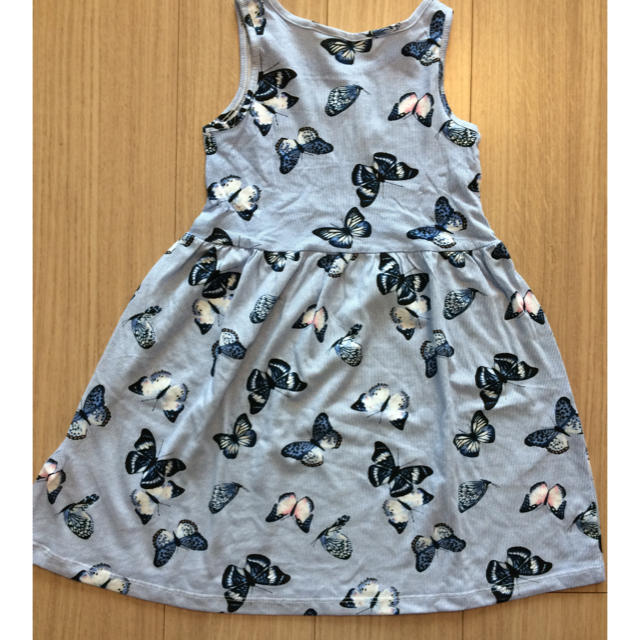 H&M(エイチアンドエム)の新品 ワンピース 116 キッズ/ベビー/マタニティのキッズ服女の子用(90cm~)(ワンピース)の商品写真