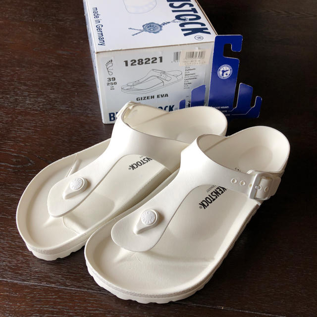 BIRKENSTOCK(ビルケンシュトック)の★ jin様専用★BIRKENSTOCK EVA サンダル 39 レディースの靴/シューズ(サンダル)の商品写真