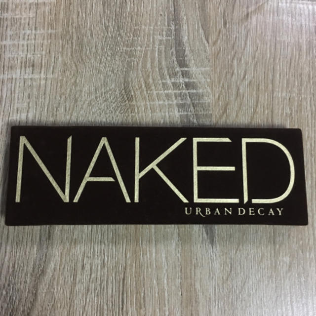 Urban Decay(アーバンディケイ)のUrban Decay NAKED アイシャドウ パレット コスメ/美容のベースメイク/化粧品(アイシャドウ)の商品写真