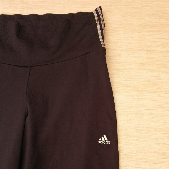 adidas(アディダス)のadidasジャージ 黒ズボン レディースのパンツ(その他)の商品写真