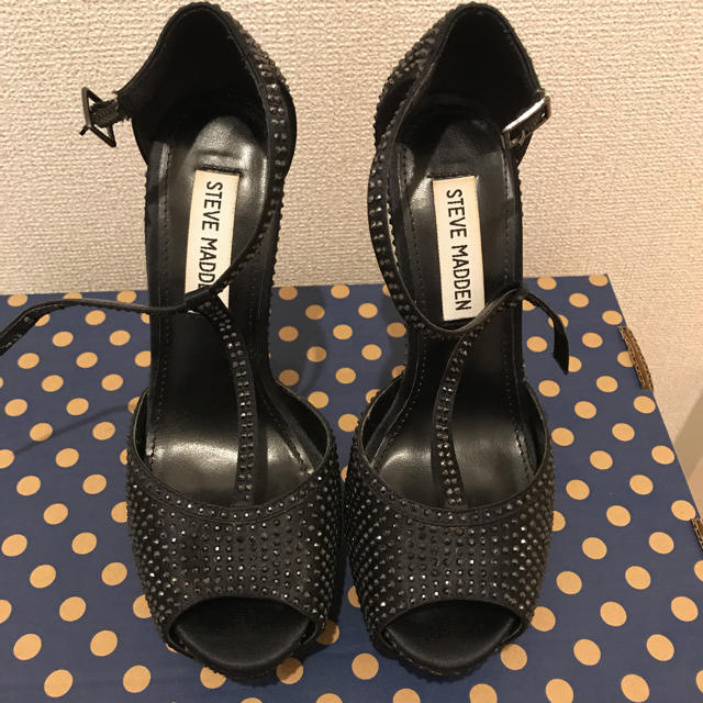 Steve Madden(スティーブマデン)のSTEVE MADDEN サンダル レディースの靴/シューズ(ハイヒール/パンプス)の商品写真