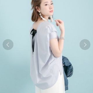 アーバンリサーチ(URBAN RESEARCH)の■タム様専用■アーバンリサーチ BACKリボンタックブラウス(シャツ/ブラウス(半袖/袖なし))